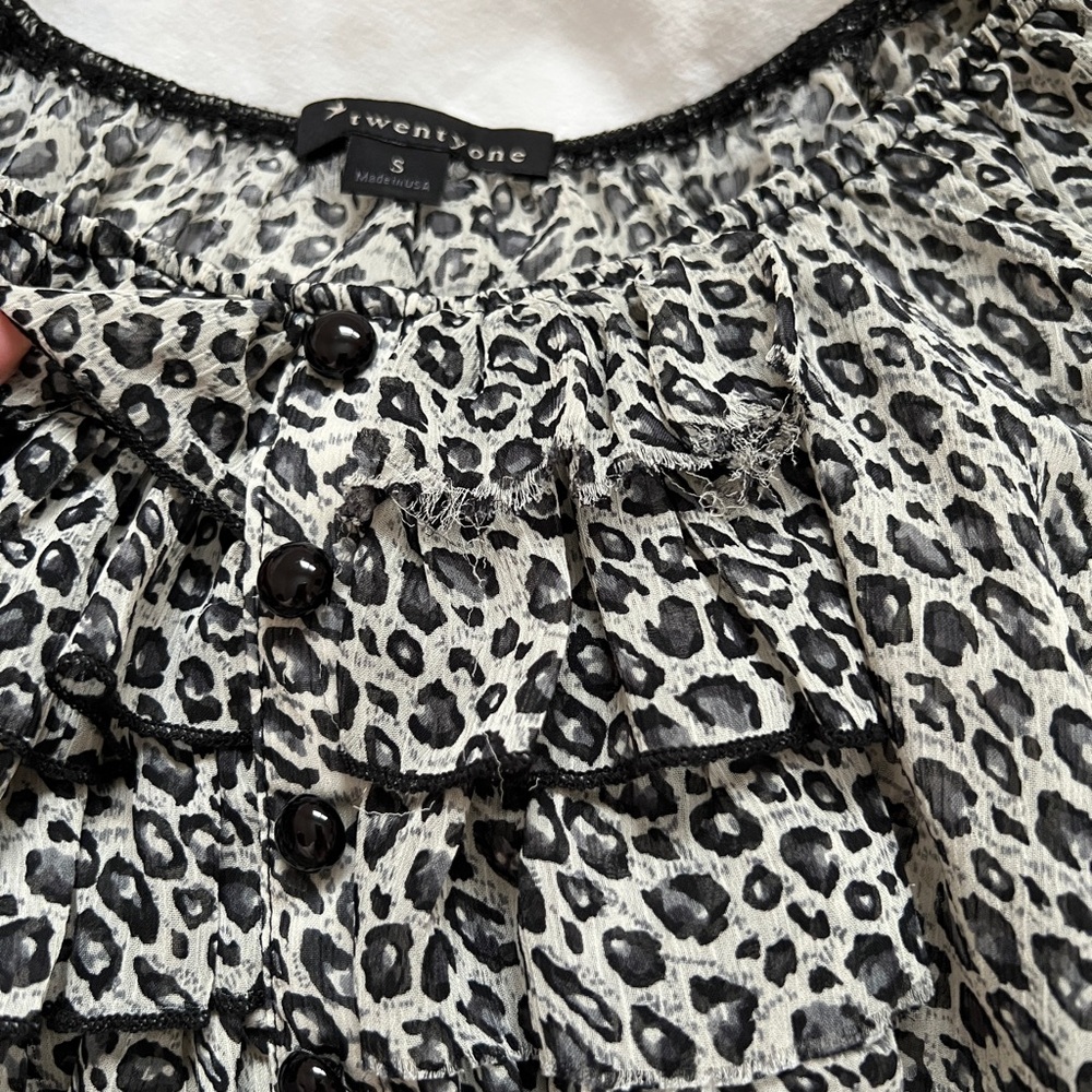 Y2K Leopard Print Sheer Ruffle Top - Picture 8 of 8